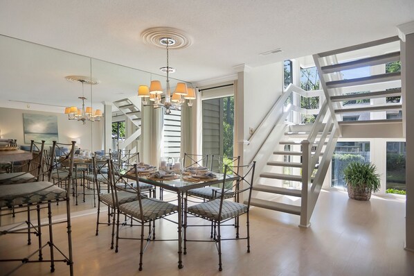 Villa, Multiple Beds, Kitchen (2449 Inland Harbour) | Dining
