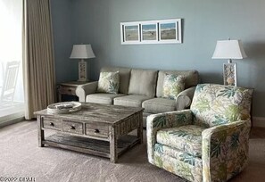 Smart TV, books - **SPECIAL***GULF VIEWS AT OCEANA BLUE! (Panama City Beach)