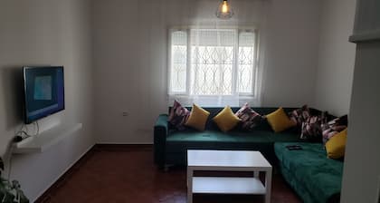 Lovely Sunny 1-bedroom appart/home free parking Netflix.