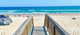 OCEANFRONT, Gorgeous Views + Linens Included!