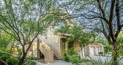 Luxury 3BD/2BA Desert Oasis Near Tucson w Pool, Views, Low Summer Rates! 🌄