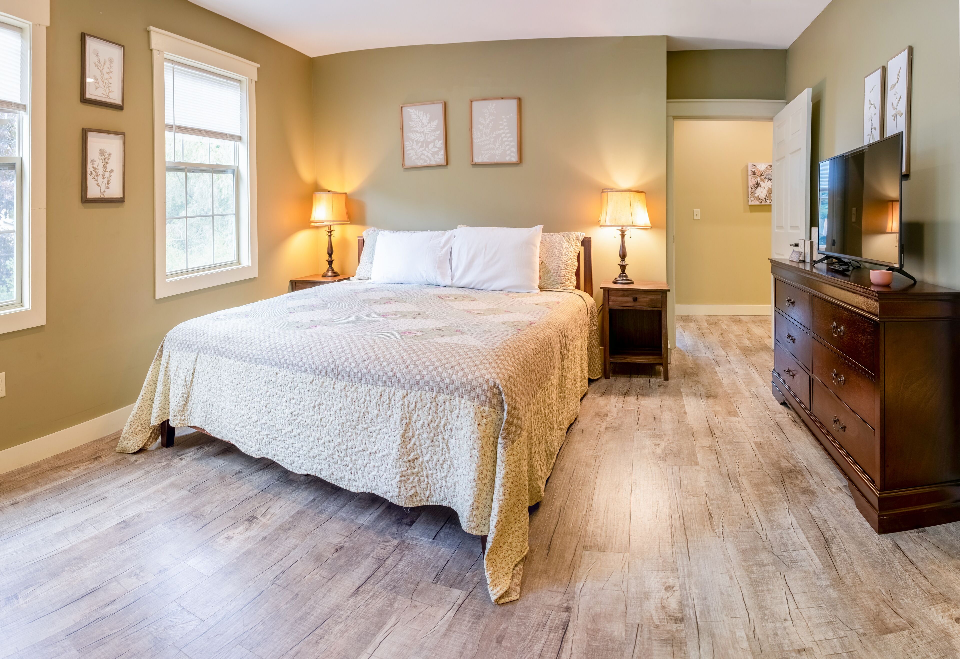 Comfort House | 3 bedrooms, individually decorated, individually furnished