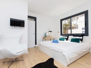 3 makuuhuonetta, silitysrauta/-lauta, vauvan matkasänky, ilmainen Wi-Fi