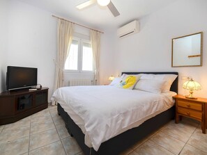 4 slaapkamers, reisbedje, gratis wifi
