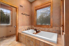 Hair dryer, towels - OakHaven-Leech Lake|Large Lawn| Bar|BonusRm|Events (Cass Lake)