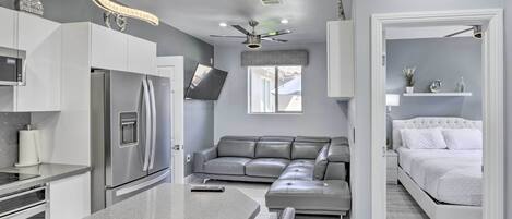 2 bedrooms, iron/ironing board, WiFi, bed sheets