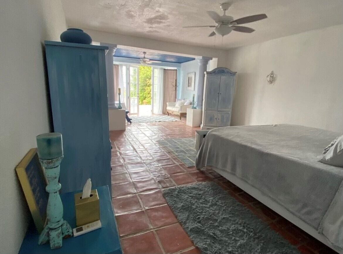 Quarto premium, acessível para pessoas com deficiência física, vista parcial para o oceano | Roupas de cama antialérgicas, cofres nos quartos