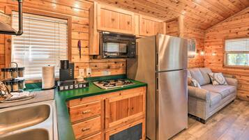 Fridge, microwave, stovetop, coffee/tea maker