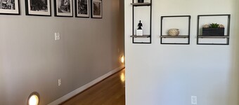 Loft in downtown Norfolk, restaurants/entertainment at your door step