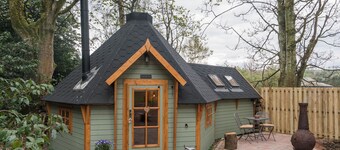Cabin for 2 - Outdoor Bath / Wood Burner