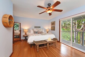 4 bedrooms, desk, iron/ironing board, free WiFi