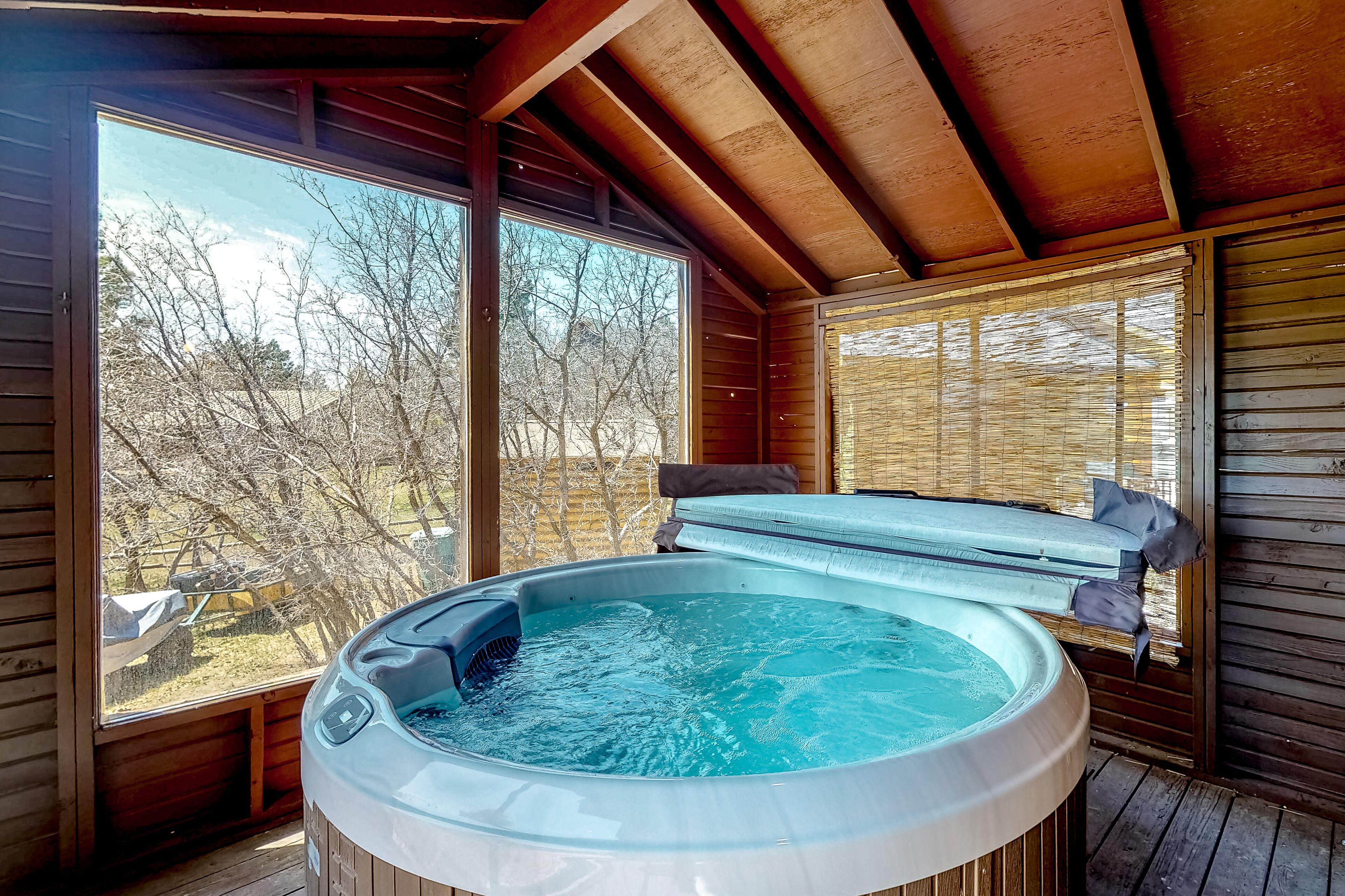 Bain à remous intérieur