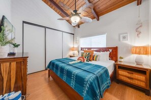 2 bedrooms, iron/ironing board, free WiFi, bed sheets - Kihei Alii Kai C405 Updated 2BD Condo Across Beach w Pool AC (Kihei)