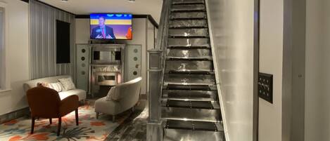 Luxury-Haus | 4 Schlafzimmer, hochwertige Bettwaren, kostenloses WLAN, Bettwäsche