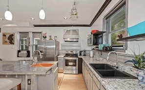 Luxury House | Private kitchen