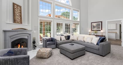 Legendary Escape w/ Countless Amenities, Pool, Hot Tub, Billiards, Ping Pong, & More on 82 Acres