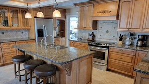 3 bedrooms - Bayfront Oasis in Fort Myers Beach (Fort Myers Beach)