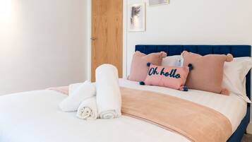 2 bedrooms, desk, iron/ironing board, free WiFi