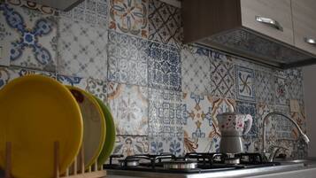 Microonde, macchina per tè/caffè, pentole/stoviglie/utensili