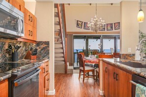 冰箱、微波炉、洗碗机��、茶具/咖啡用具