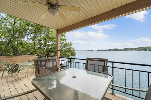 Falls 77 - Walk-in level 3 Bedroom Condo