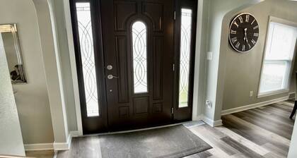 NEW REMODEL! ARCADE GAMES, PNG PNG, SKEE BALL, ACCESS TO POOL. WE HAVE IT ALL!