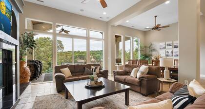 Tropical Trail - Lakefront house, cottage & dock