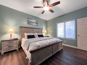 2 bedrooms, iron/ironing board, free WiFi, bed sheets