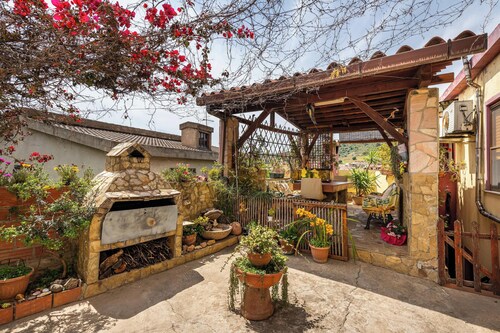 Holiday Home 'Monolocale Il Girasole' close to City Centre with Garden & A/C