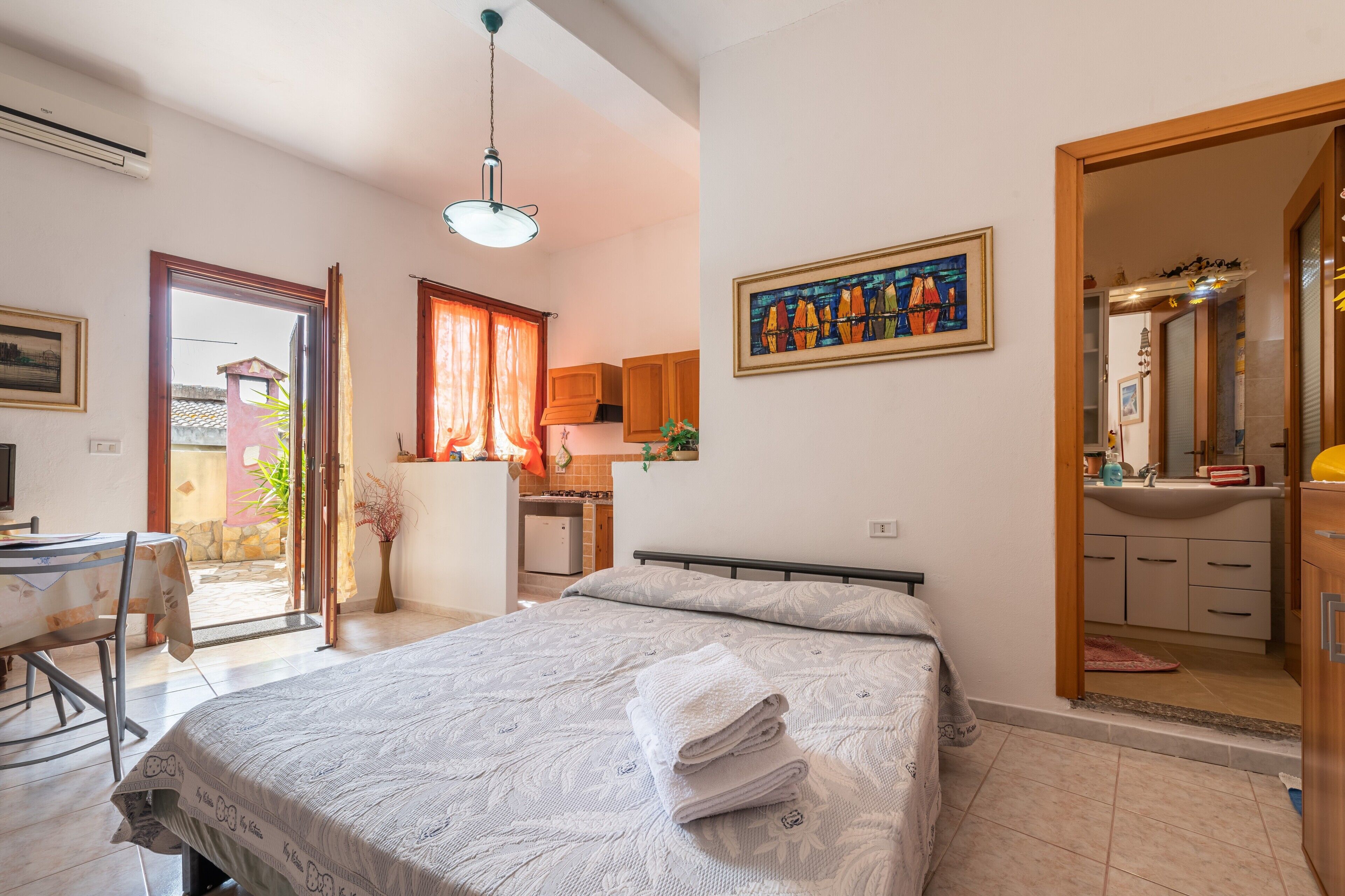 1 bedroom, iron/ironing board, bed sheets