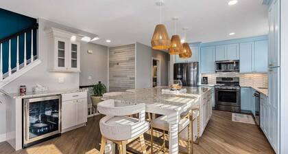 Gorgeous 4 Br Townhouse Only Steps Away from Beach