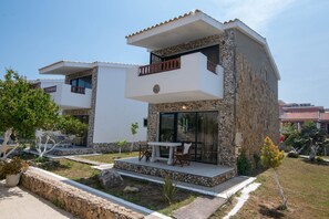 Exterior - Studio 'Mirage Arillas Studio Type A6' with Sea View, Pool & Wi-Fi (corfu)