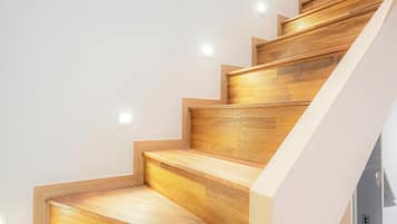Signature-Maisonette | 1 Schlafzimmer, hochwertige Bettwaren, Betten mit Memory-Foam-Matratzen