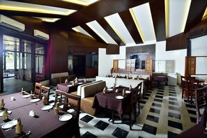 Coffee service - CAVES COUNTY RESORT (Nashik)