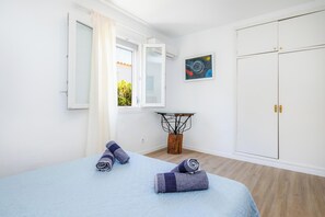 3 chambres, Wi-Fi gratuit, draps fournis