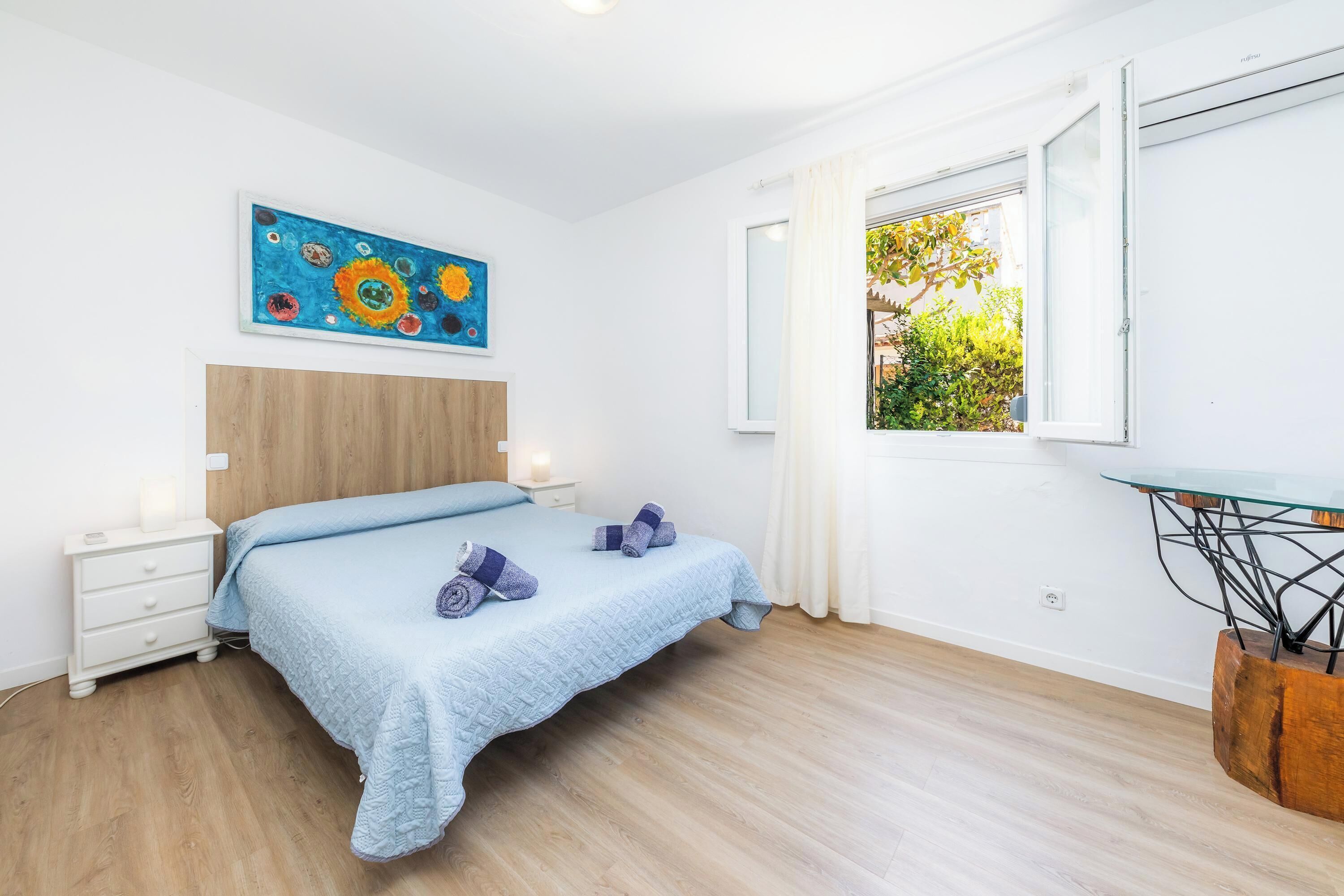 3 bedrooms, free WiFi, bed sheets