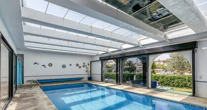Appartement 'ART-Apartamentos Revilla Tacke E' avec piscine partagée et Wi-Fi