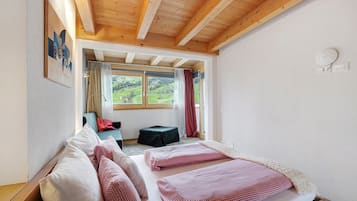 1 Schlafzimmer, BĂŒgeleisen/BĂŒgelbrett, kostenloses WLAN, BettwĂ€sche