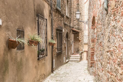 Apartment "Casa di Franca a San Galgano" in Historical Centre