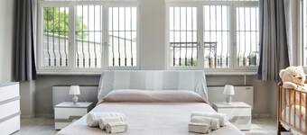 Holiday Apartment "La Casa del Pue" with Garden, Balcony, A/C & Wi-Fi