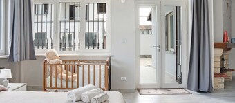 Holiday Apartment "La Casa del Pue" with Garden, Balcony, A/C & Wi-Fi