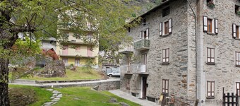 Apartment 'Bellavista' with Mountain View & Garden