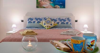 Holiday Home 'Francesca' close to City Centre with Garden & Air Conditioning