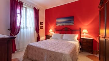 3 sovrum, strykjärn/strykbräda, gratis wi-fi och sängkläder