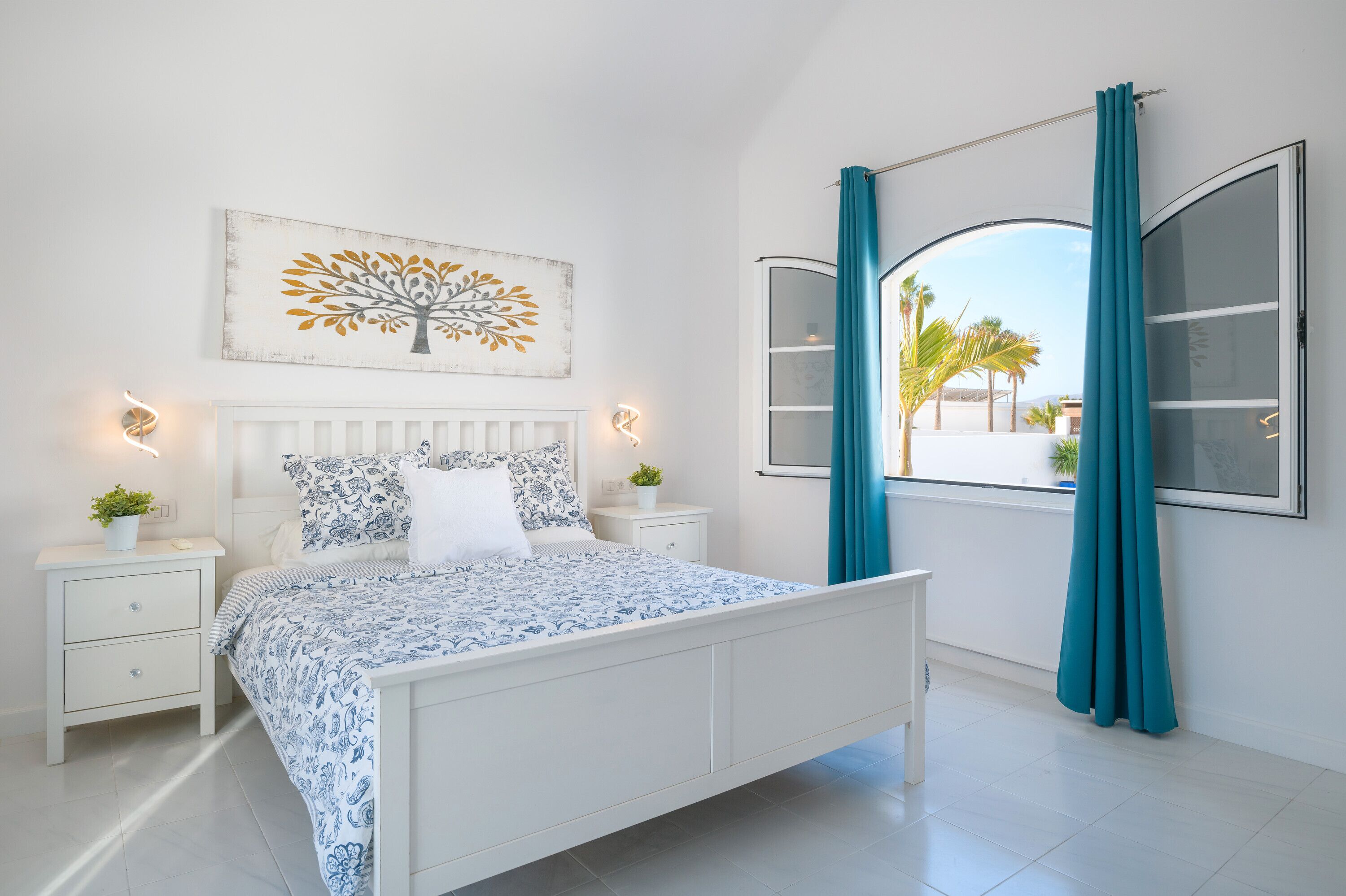 3 makuuhuonetta, silitysrauta/-lauta, ilmainen Wi-Fi, vuodevaatteet