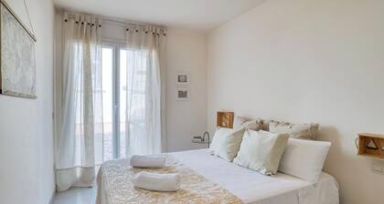 Apartamento en primera línea de playa con vistas al mar y terraza