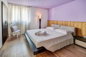 2 habitaciones, wifi gratis y ropa de cama 