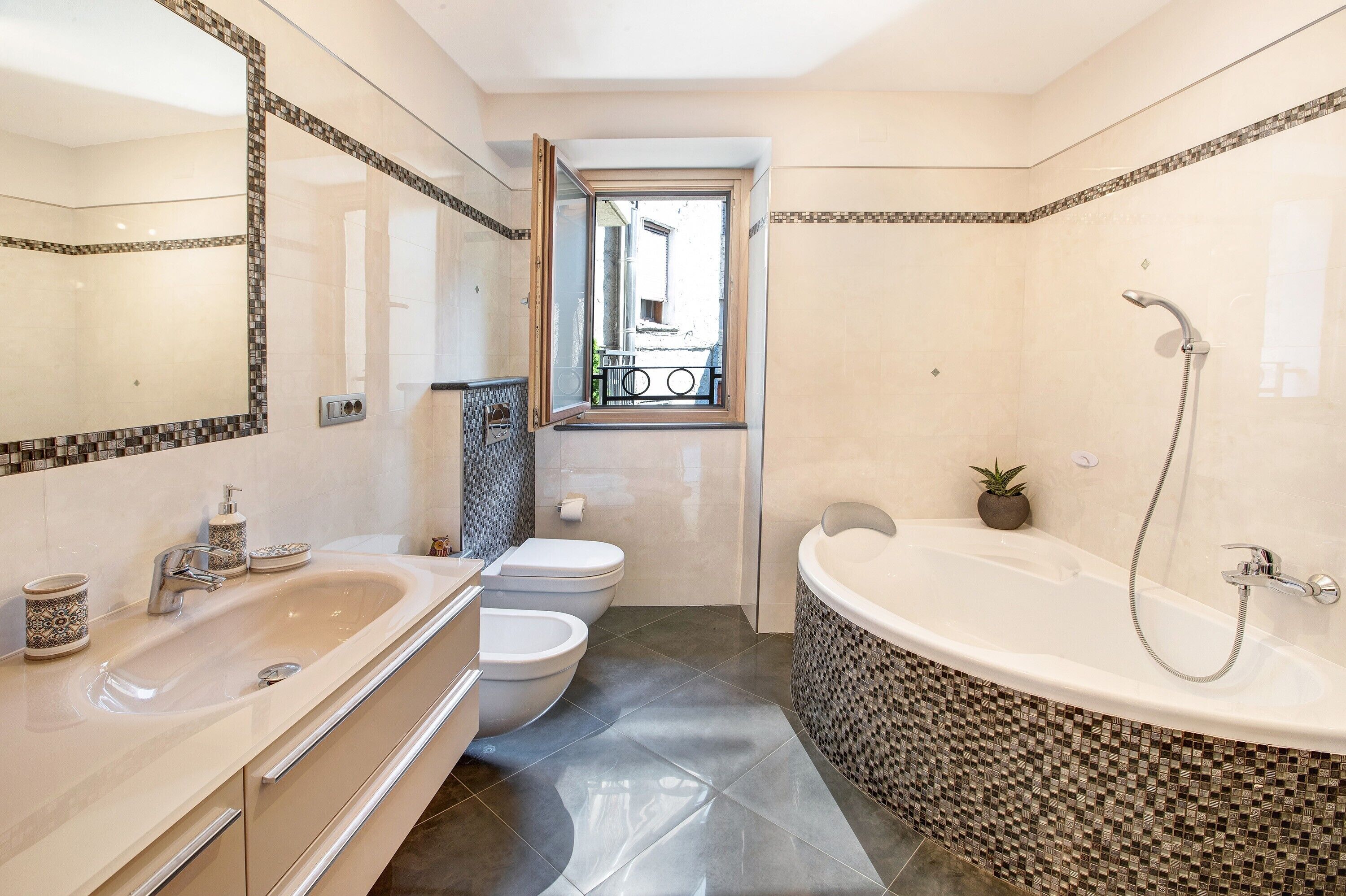 Bathtub, hair dryer, towels