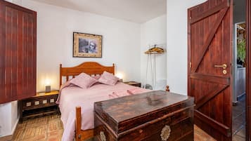 2 habitaciones, tabla de planchar con plancha y wifi gratis