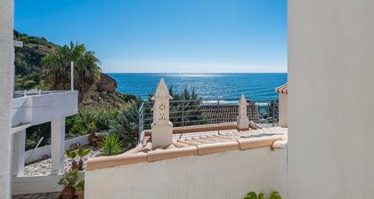 Apartment "Casa da Praia 1" with Sea View, Balcony & Wi-Fi
